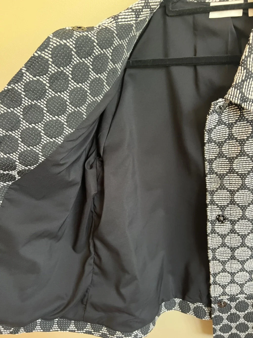 Chico’s Size 3 Black White Textured Dot Jacket Blazer Open Front Career - Picture 7 of 10